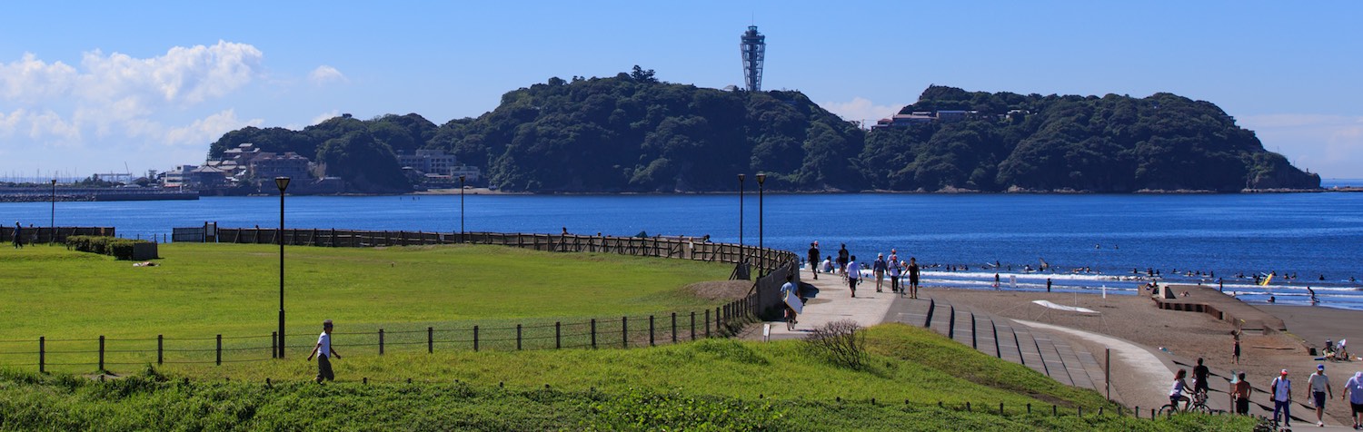 江の島の海